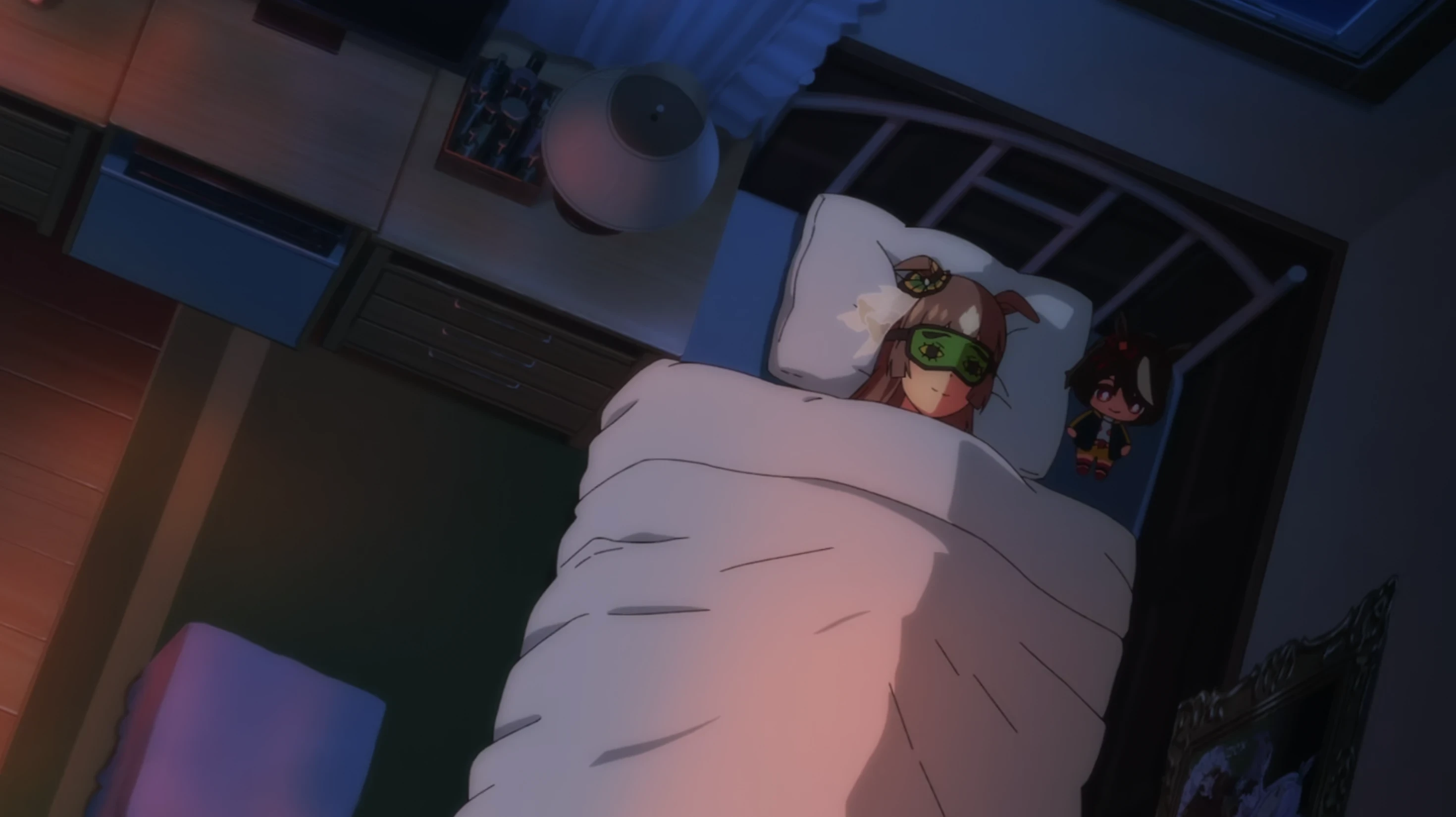 Satono Diamond sleeping with Kitasan Black plush toy