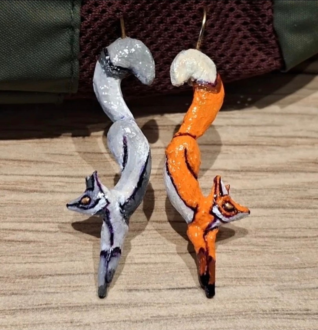 Mismatched clay earrings (red fox and arctic fox)